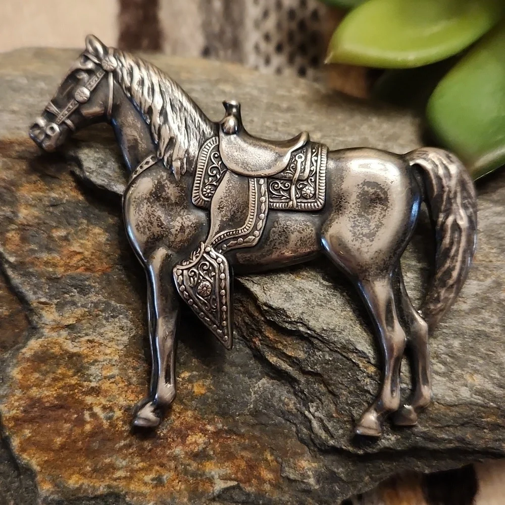 Sterling Silver Horse Brooch - Western Wear